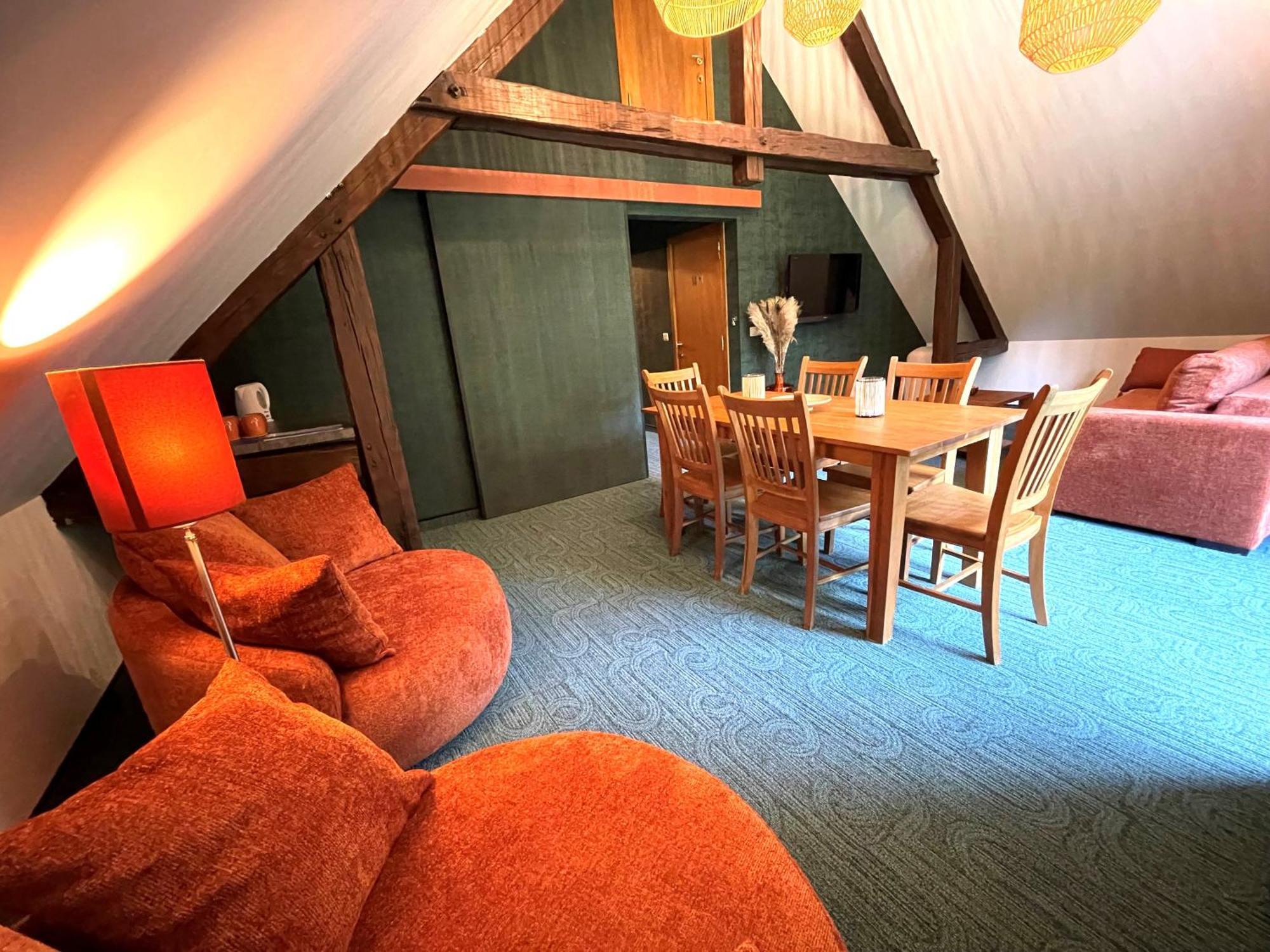 Hotel Des Comtes Дюрбюи Экстерьер фото